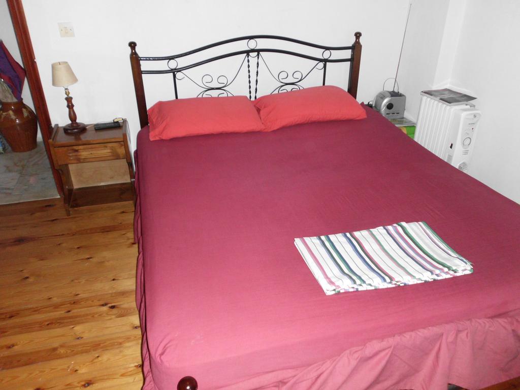 Tom's House Apartamento Skriperon